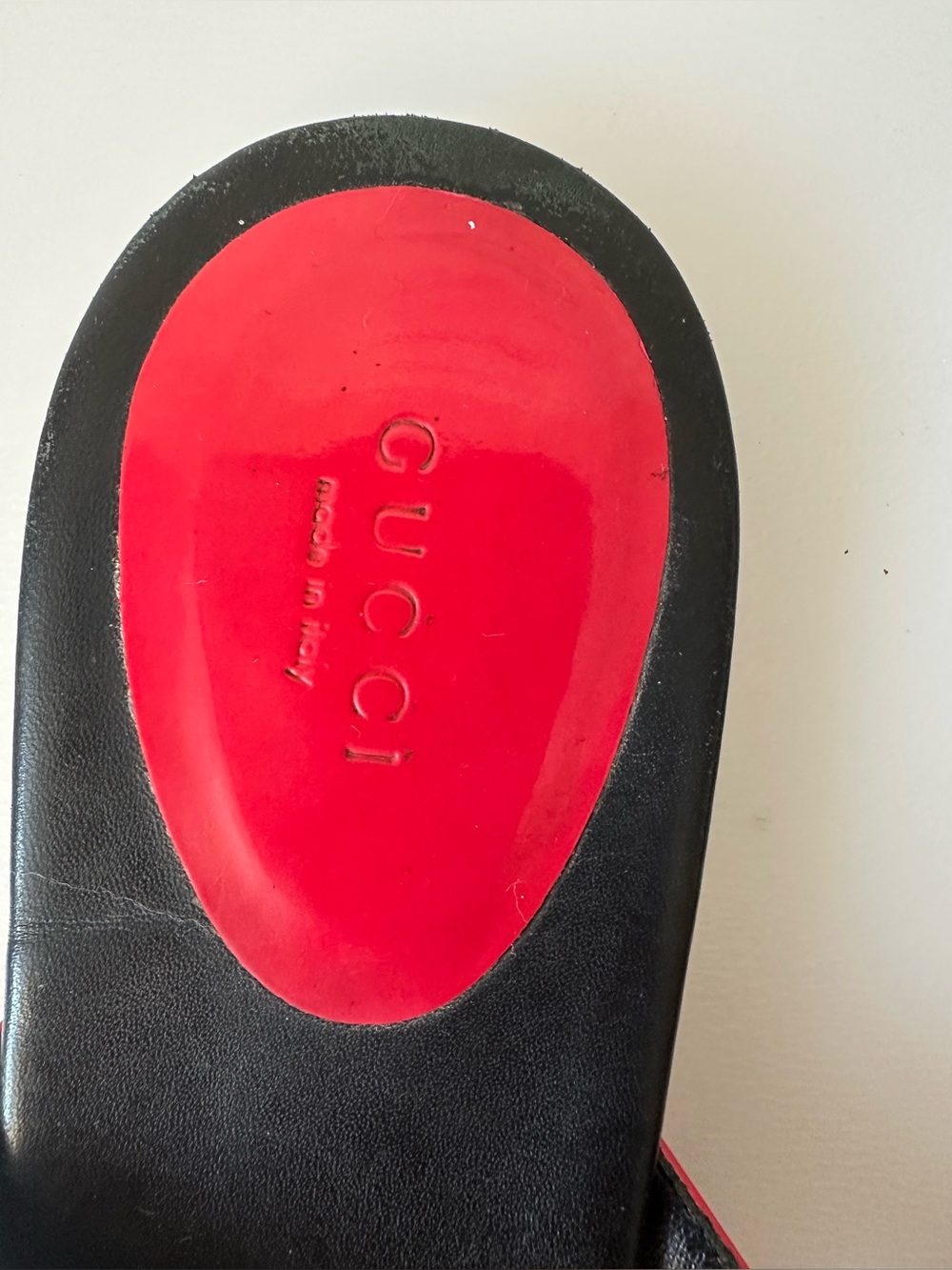 GUCCI Leather Thong Sandals Fuchsia Color in Original Box Made in Italy - Picture 7 of 10